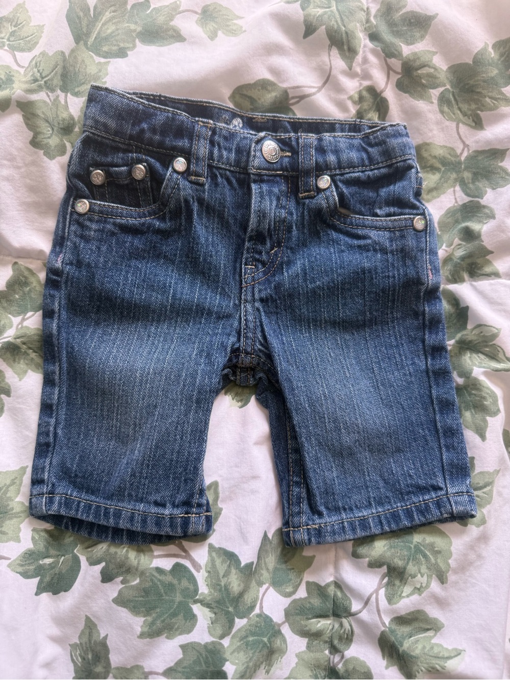 Levi’s Toddler Classic Blue Denim Shorts 🩳